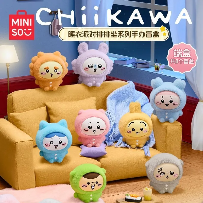 دمية MINISO Chiikawa Pajama Party Usagi مصنوعة يدويًا من القطيفة من الجلوس في سلسلة صف رائعة لمحبي Chiikawa