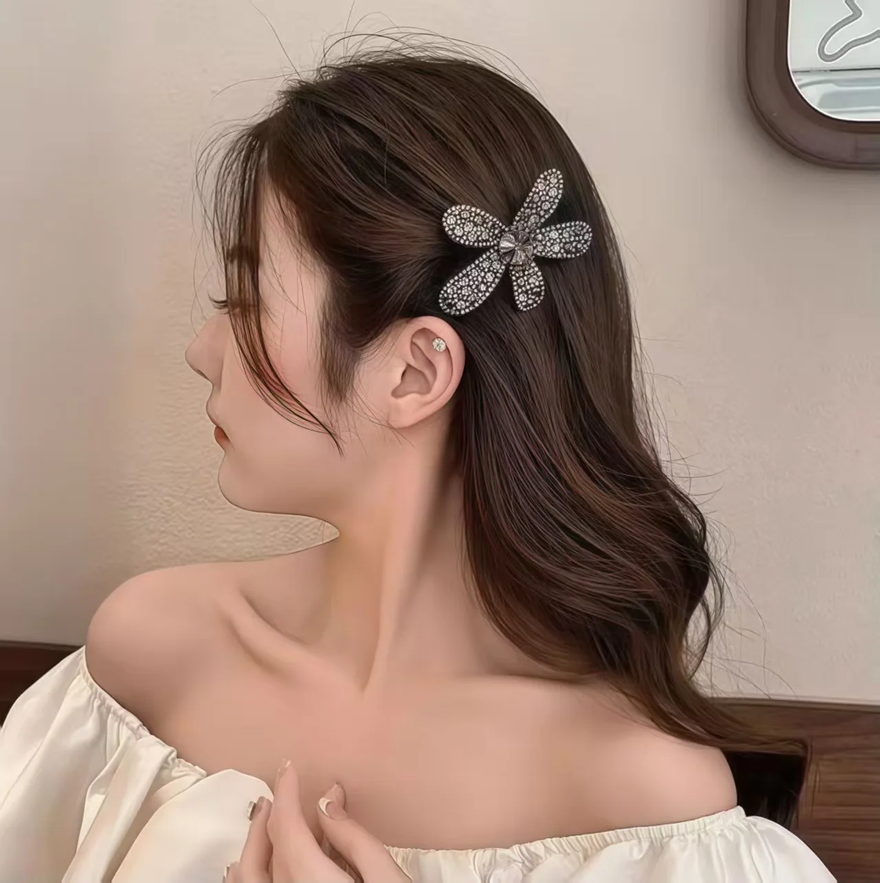 Full Diamond Flower Velvet Duck Bill Clip Korean Version Light Luxury Versatile Fashion Bangs Side Clip Hair Accessories Woman