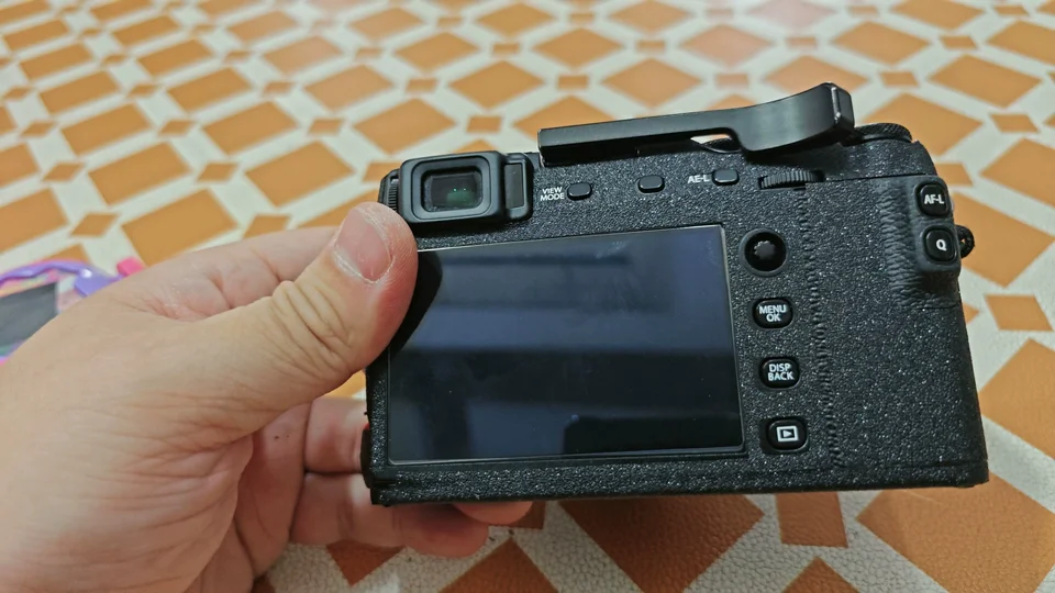 DIY carbon fiber sticker Protective film whole body for Fuji Fujifilm xe3 X-E3 camera body skin  scratch-proof Cover body up