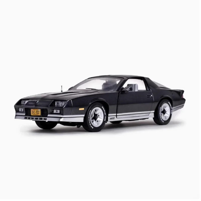 Diecast 1/18 Scale Camaro Alloy Car Model Collection Souvenir Display Static Ornaments Vehicle Toy Decoration Gift