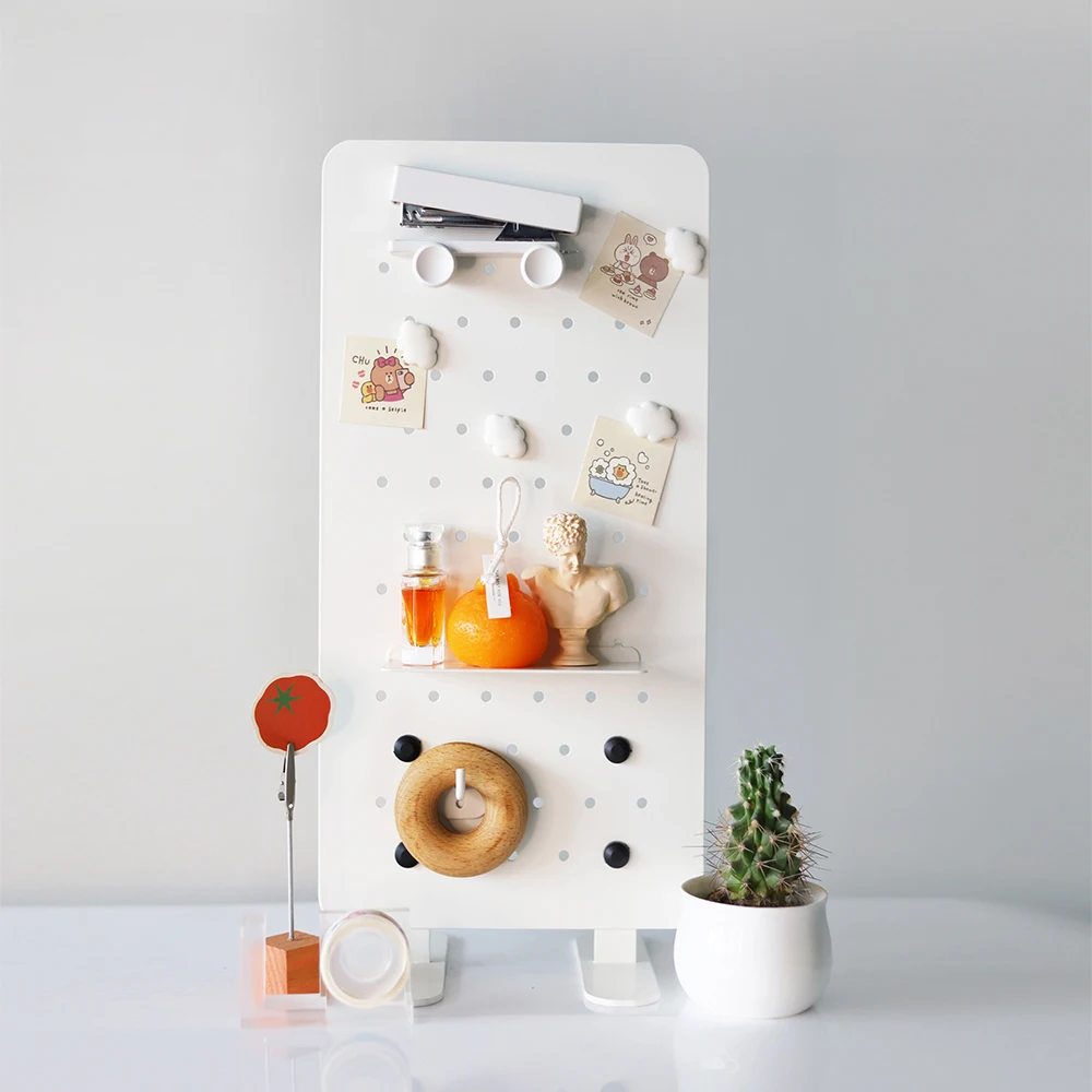 สํานักงานเครื่องเขียนลอยชั้นวางของโลหะ Pegboard Desk Organizer