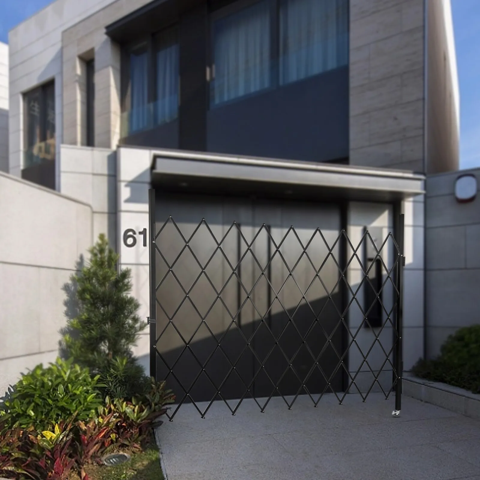 

Black Single Folding Security Gate Iron Edge Columns+Aluminum Alloy Grids - Plastic Spraying Process For Corrosion