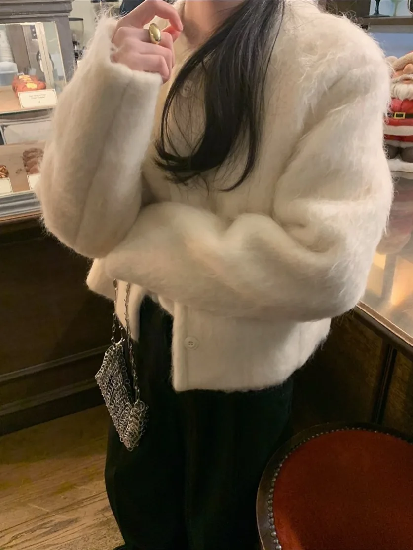 Chique redondo Ne Thiened Terno de Lã Quente Jaet Feminino Faionable Casacos de Inverno Aconchegante Plu Sle Commute Vento