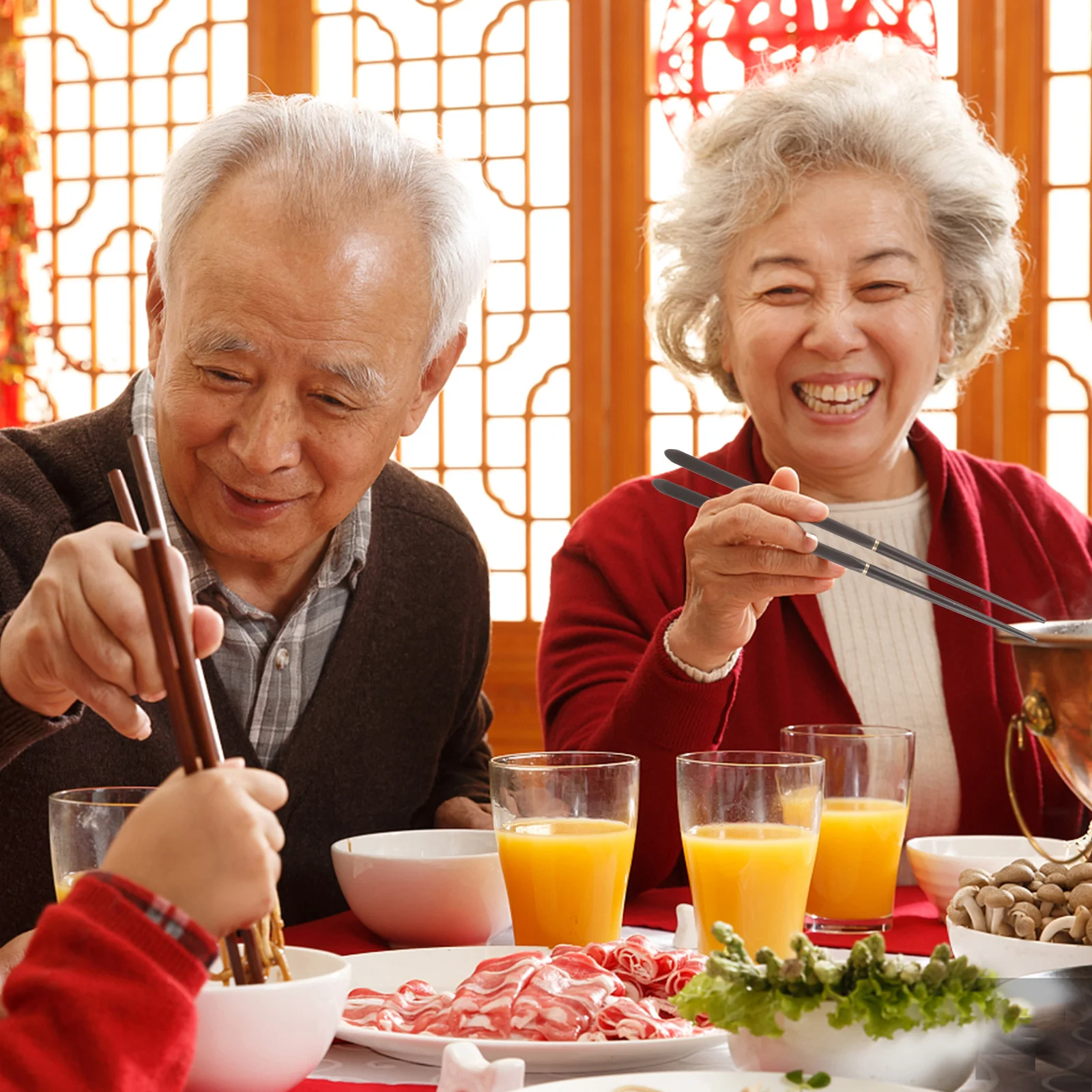 

1 Pair Portable Camping Chopsticks Foldable Reusable Travel Outdoor Dining Durable Kitchen Utensils For Home Restaurant Ramen