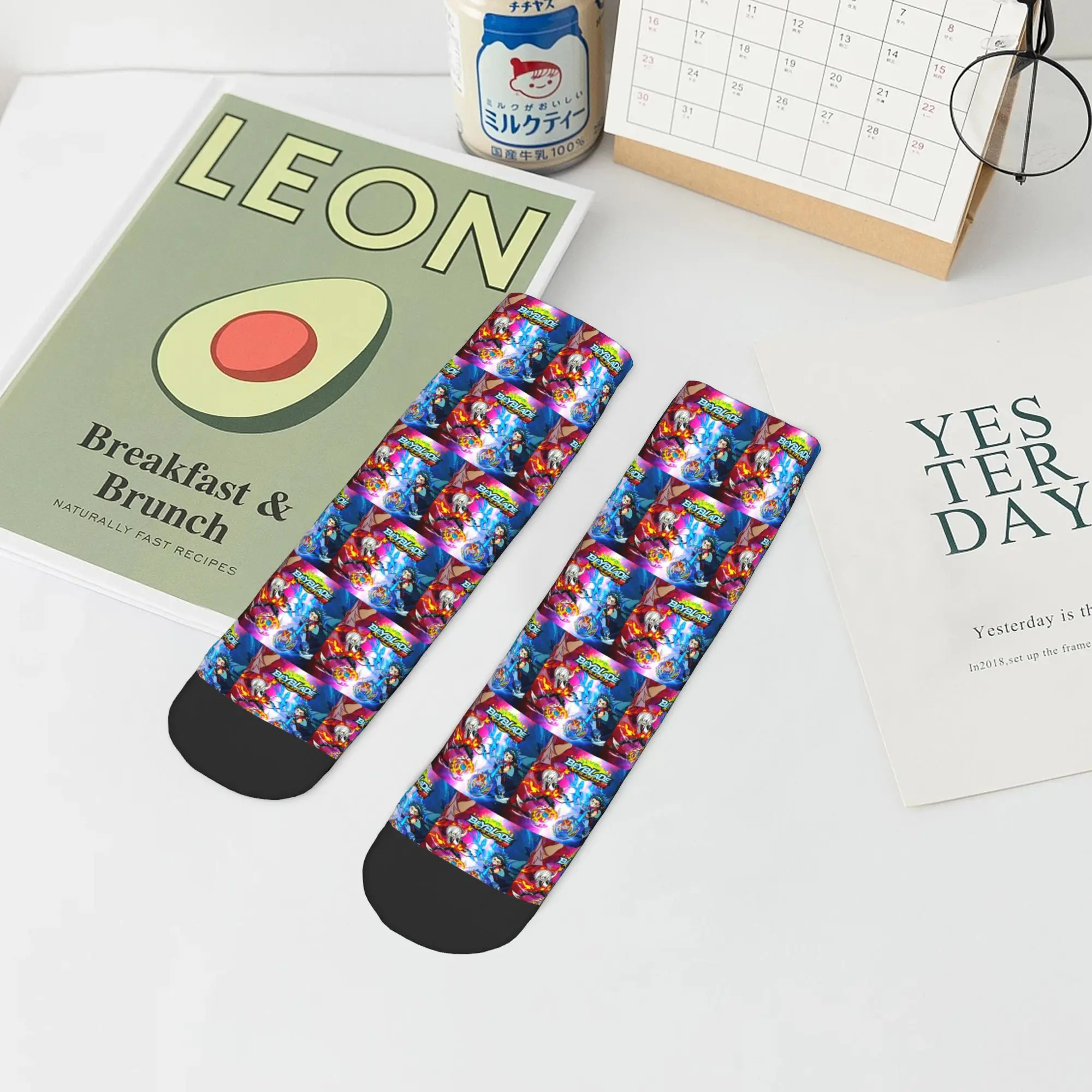 Beyblade Burst Evolution Socks Harajuku Stoking Penyerap Keringat Aksesori Kaus Kaki Sepanjang Musim untuk Hadiah Pria dan Wanita