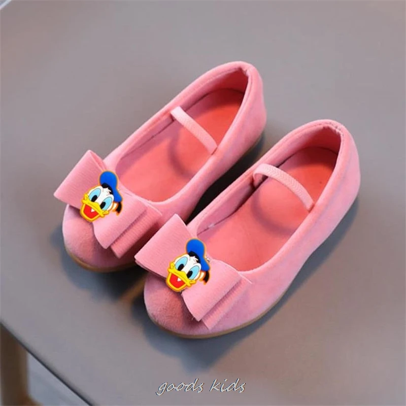 Disney Children Leather Shoes Girls Donald Duck Sandals Summer Student Soft Minnie Kids Flats Sweet Party Fashion Show Shoes