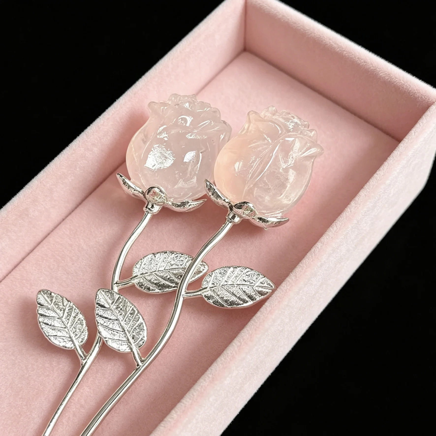 1 pièce de roses élégantes en cristal sculptées - Ornements floraux en pierres précieuses pour la fabrication de bijoux, cadeau idéal pour femme ou mère