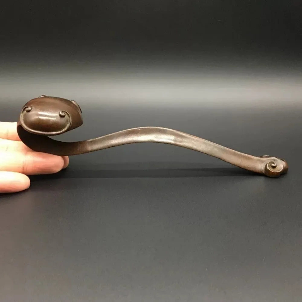 Solid Brass Suzhou Vintage Ruyi Scepter Statue Palace Style Handpiece Tea Pet Desk Home Gift