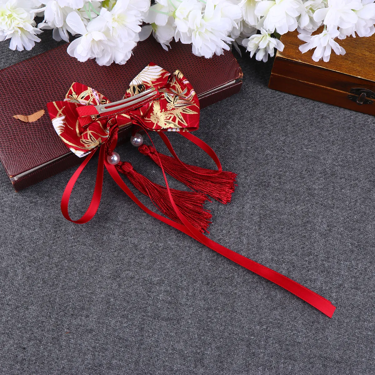 

1Pcs Chinese Ancient Style Hair Clip Premium Cloth Bowknot Design Festive Headdress for New Year Holiday Girls Gift Beautiful