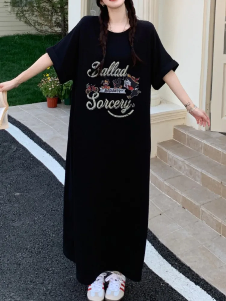 فستان صيفي كبير الحجم مطبوع عليه تي شيرت نسائي فضفاض برقبة دائرية وتنورة طويلة فستان نسائي عصري فساتين سوداء للسيدات فيستدوس