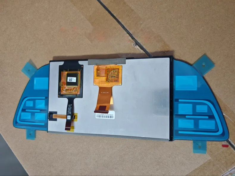 

8-дюймовый ЖК-экран C080EAT02.0, проверен на нормальную работу перед отправкой.