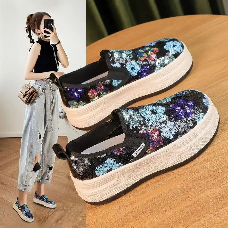 2024 New Woman\'s Spring Summer Casual Canvas Shoe Thick Sole Non Slip Flower Bling Slip-On Fashionable Loafers Shoes Board Shoes