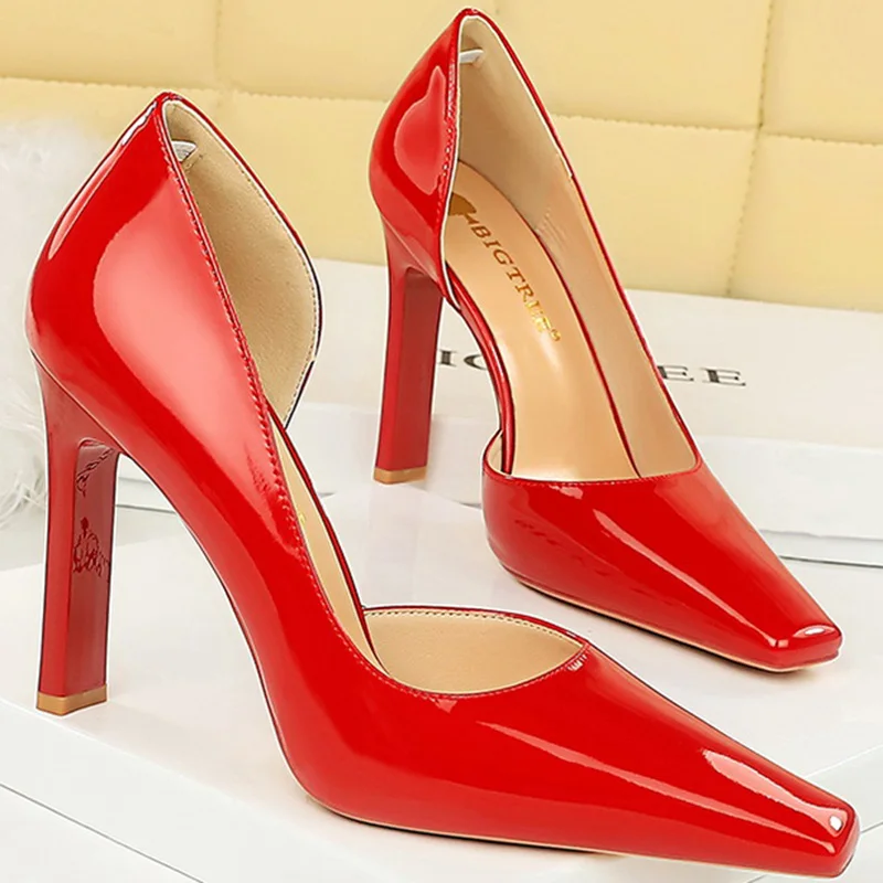 Women 11cm High Heels Pumps Wedding Bridal Classic Scarpins Glossy Leather Side Hollow Stiletto Heels Lady Nude Red Office Shoes