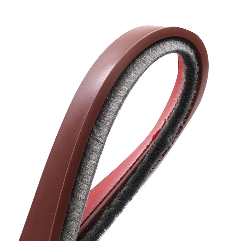 سدادة مسودة ذاتية اللصق تحت الباب، عزل الهواء الساخن أو البارد، عزل الضوضاء، كنس الباب المتكامل مع فرشاة 39 بوصة طول/2 بوصة عرض #5