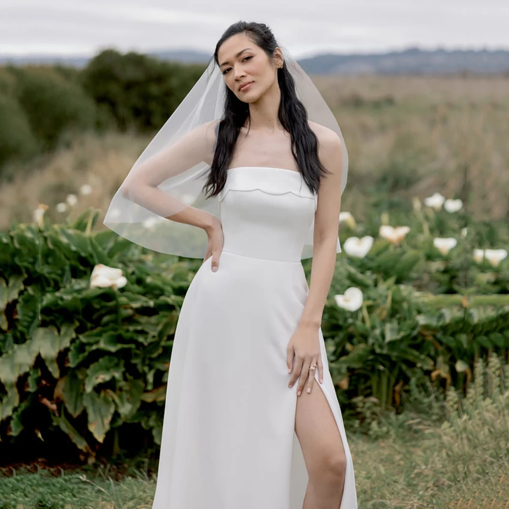 Customized Simple Wedding Dresses Strapless A Line High Slit Backless Buttons Bridal Dress Women Brides Wedding Dresses