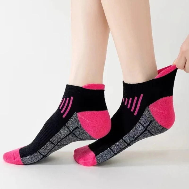 6 paires de chaussettes de sport respirantes coupe basse pour hommes et femmes, absorbant la sueur, anti-odeur, chaussettes fines décontractées pour la course à pied, pour l'entraînement quotidien en salle de sport
