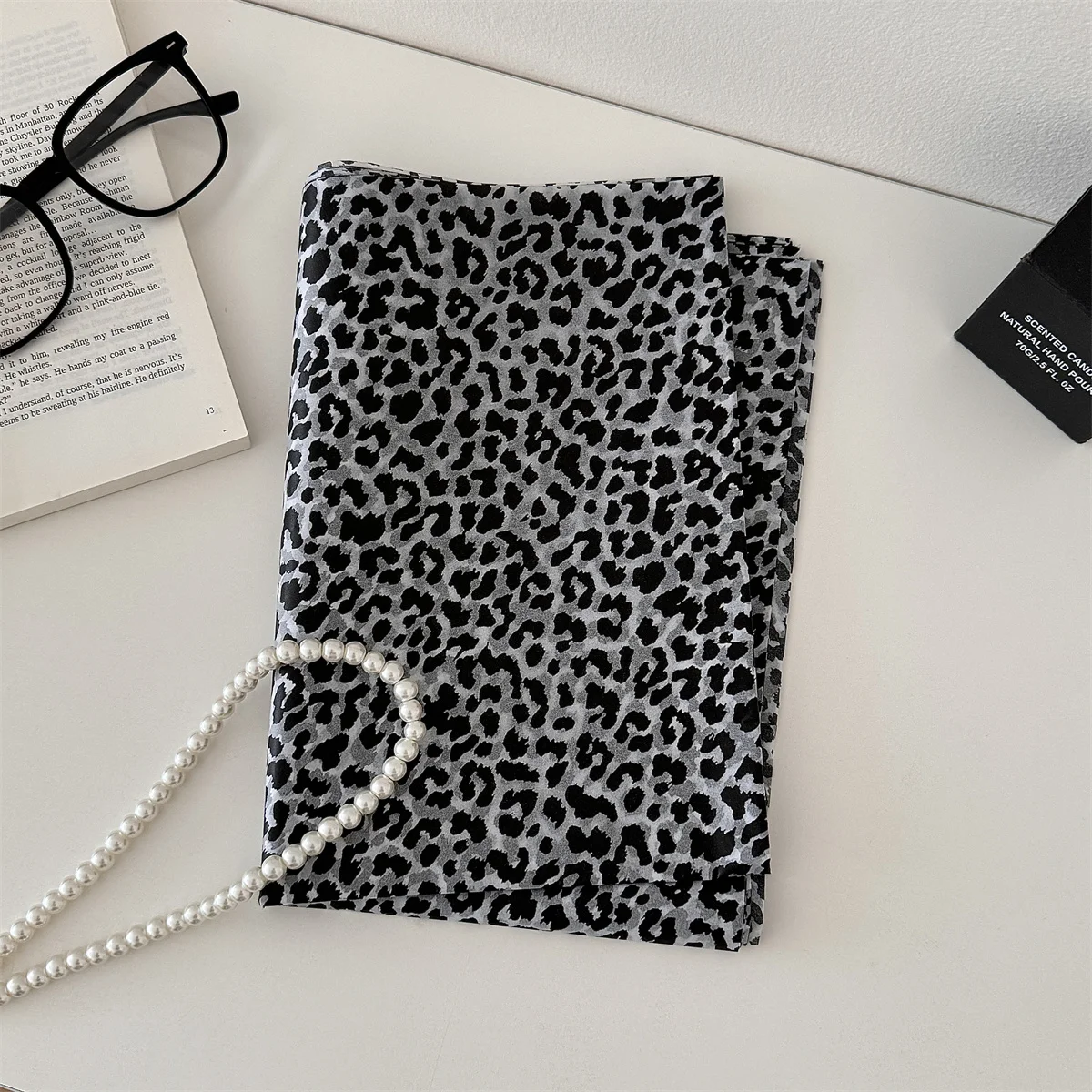Leopard Print Gift Wrapping Paper, 10 Sheets