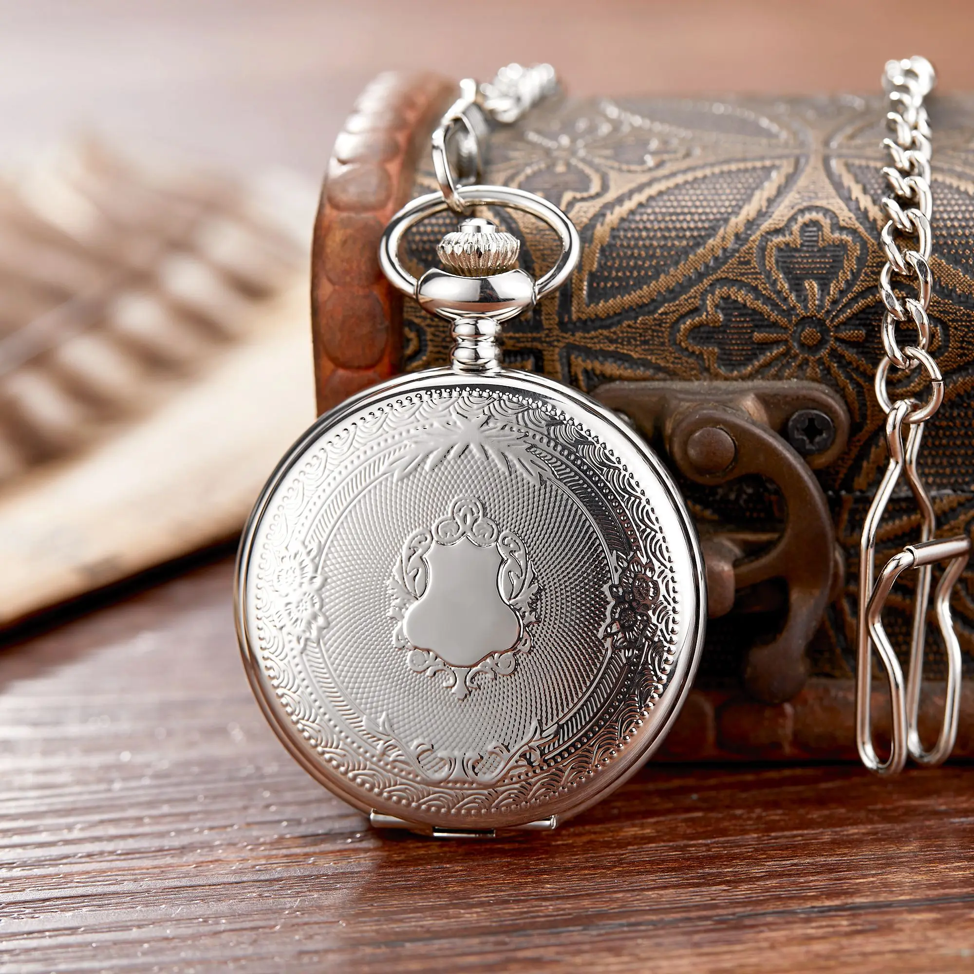 Unique Black Silver Pocket Watch Mechanical Hand-Winding Fob Watch Roman Numerals Dial Retro Clock Chain Pendants