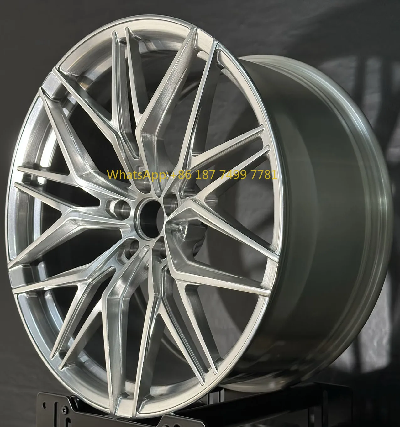 مخصص عميق مقعر 5x114.3 5x112 5x120 18 19 20 21 22 بوصة تصميم متعدد الإطارات حالة جديدة سبائك الألومنيوم عجلات سيارة مزورة #1