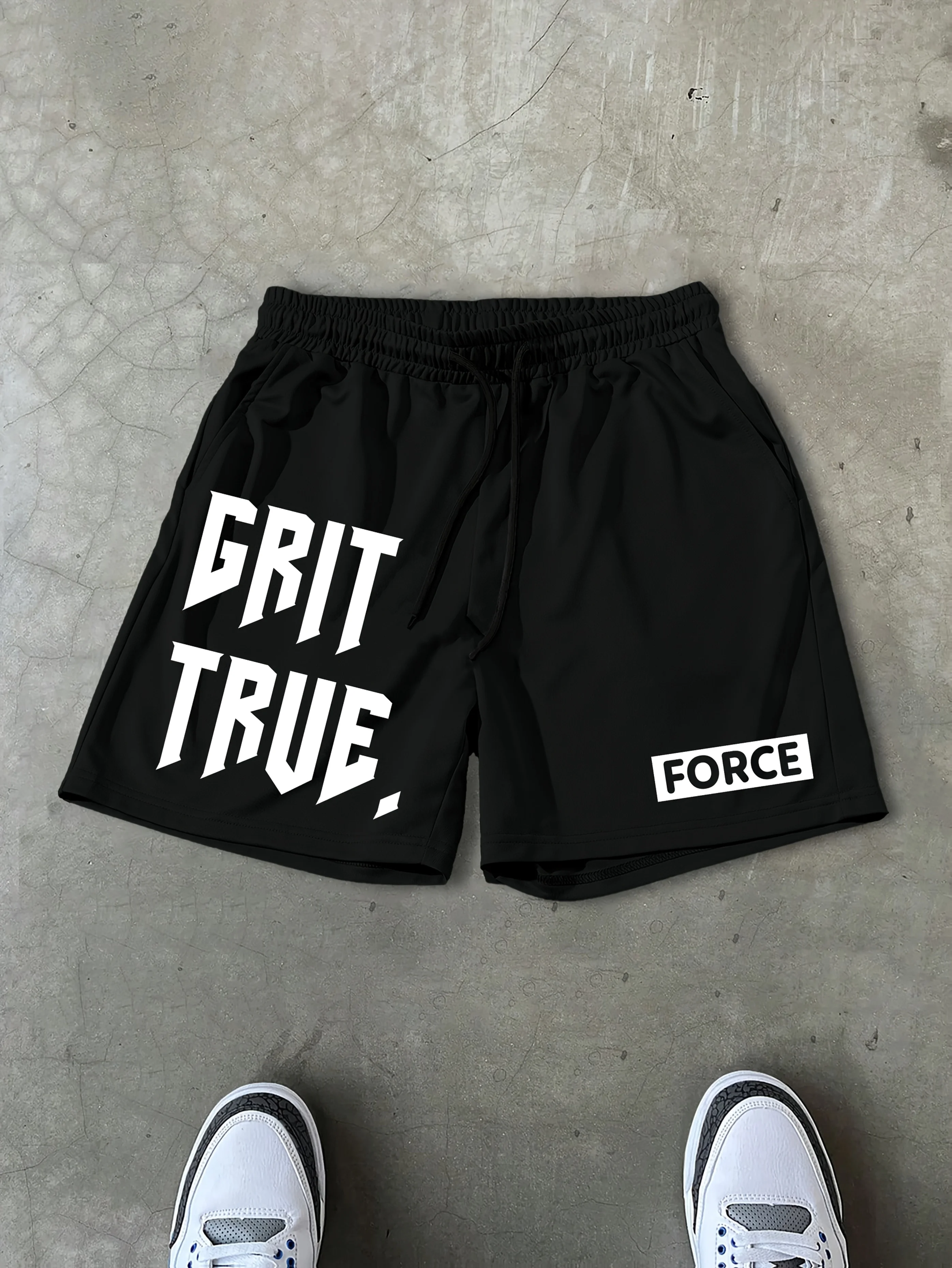 

Men's Summer Streetwear Shorts with Eye-catching "GRIT TRUE FORCE" Lettering Print - Casual Sporty Shorts Streetwear