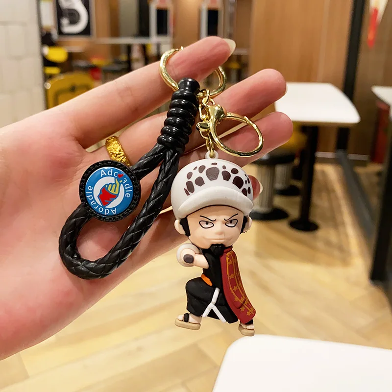قطعة واحدة من Dragon Ball تحمل مفتاح Luffy Solon the Monkey King دمية على ظهره وإكسسوارات قلادة هدايا صغيرة لطيفة للزوجين.