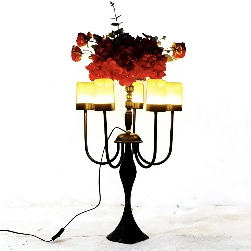 

Свадебные аксессуары, декоративная дорожка из свечей, оформление свадебной площадки, оформление сцены, оформление витрин