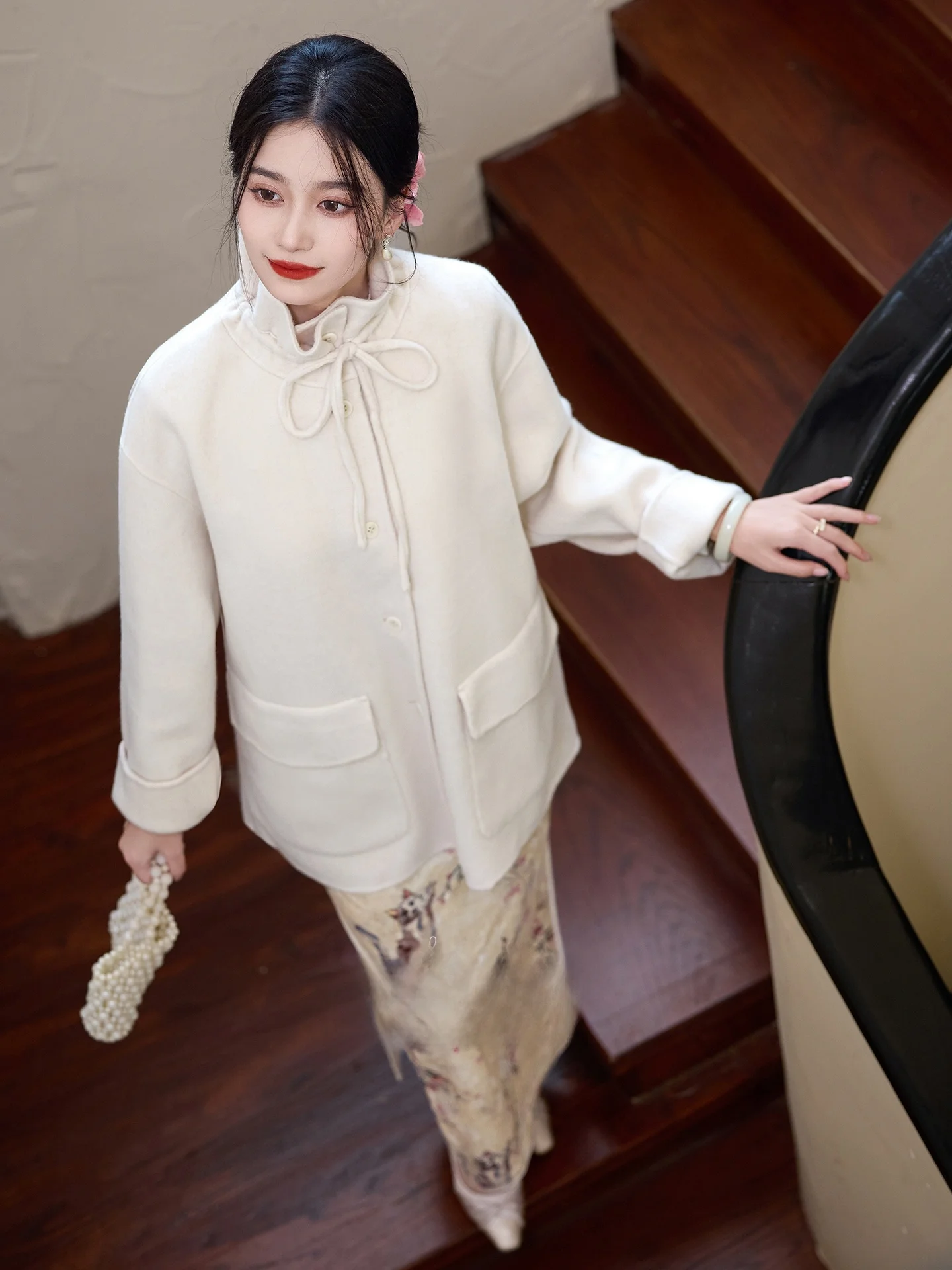 

Шерстяное пальто Ele белого цвета, средней длины, для свадьбы, повседневной носки, свободного кроя, стандартное, длинное, с длинными рукавами