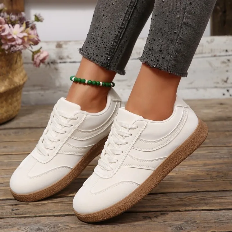 Women's Casual Sneakers Round Toe Lace Up Flat Shoes Classic Smooth Finish Low Top Everyday Footwear with Retro Textured Outsole