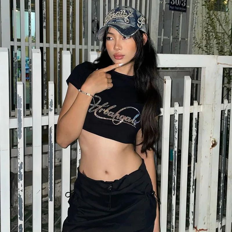 

Casual round Neck Short Sleeve T-shirt Glitter Lettering Trendy Short Style Women's Fashion Top Quality Material