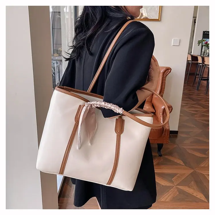 

Autumn 2024 New PU Tote Bag with Zipper Simple Commuter Large Capacity Handbag Versatile Bucket Shoulder Bags Bolsos Mujer