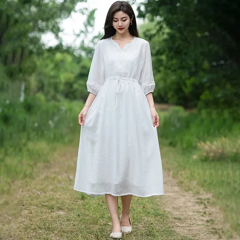 Women's Literary Artistic Style Noble Heavy Industry Embroidery V-neck Dress 2024 Summer Loose Slim Waist Tightening Long Skirt