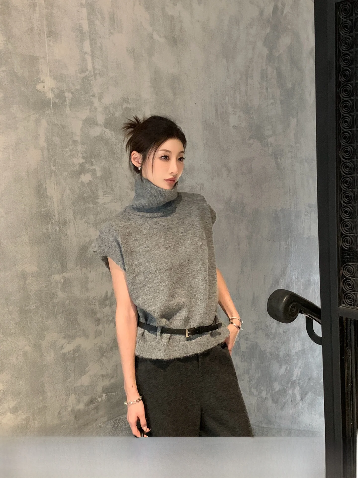 

Gv Big Brother High Ne Wool Knitted ort Sve Layering Top Casual Sle Spring 2026 Women's Faion Cact Length
