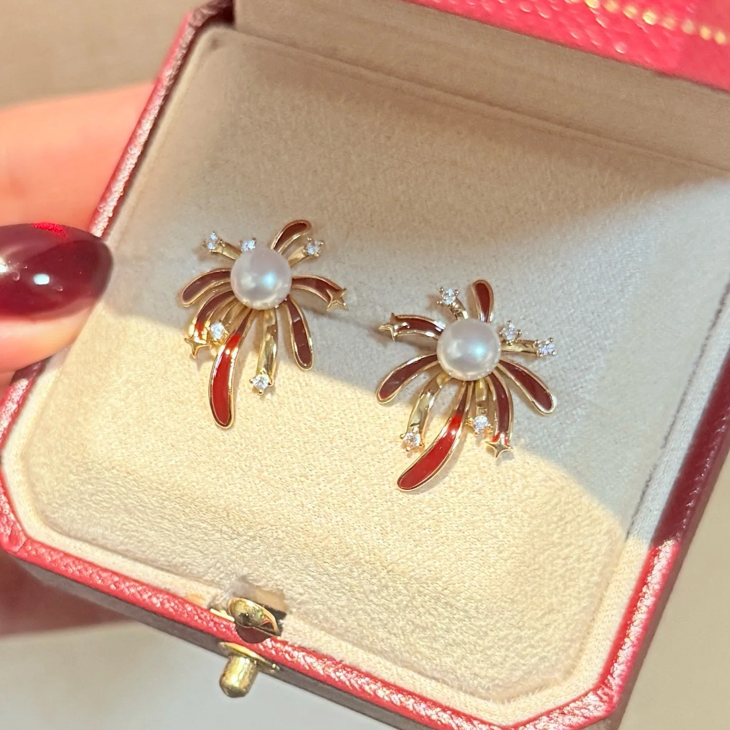 

High-Quality Natural Freshwater Pearl 14K Gold Dipped Red Firework Shaped Earrings for Women Festive New Year Gift