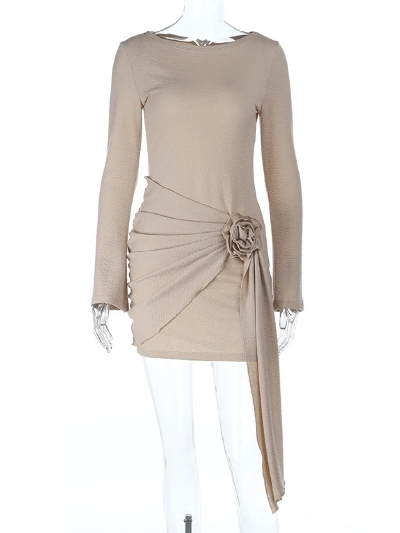 เดรสแฟชั่นผู้หญิง SsTss คอลเลคชั่นฤดูใบไม้ร่วง 2025 แบบใหม่ เซ็กซี่ สีพื้น คอทรงโอ แขนยาว ตกแต่งลายดอกไม้ 3 มิติ พร้อมริบบิ้น ทรงเข้ารูป มินิเดรส