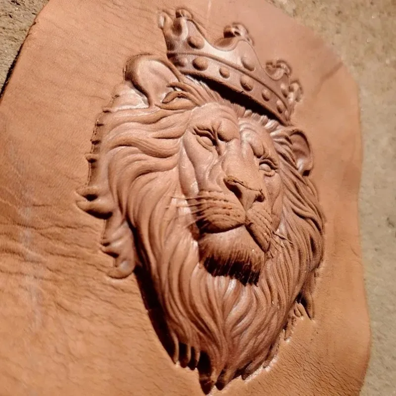 

Royal Lion King Leather Stamp, Crown Lion Head Metal Embossing Die For DIY Leather Craft, Aluminum Press Mold (118x88mm)