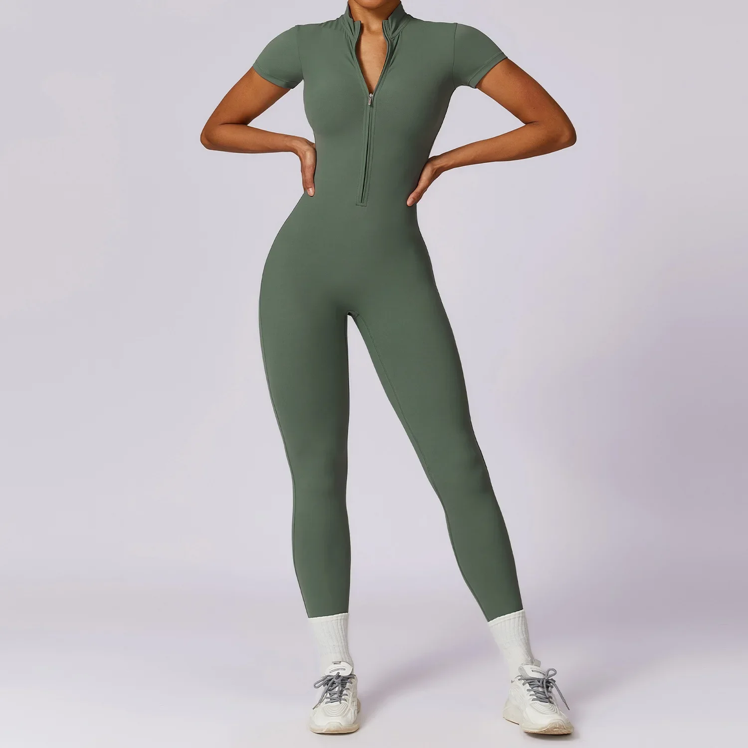 Customized LOGO women\'s European and American zipper short-sleeved nude yoga onesie fitness sports onesie tights