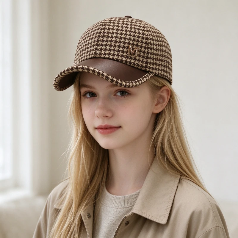 Fashion autumn and winter women's baseball cap outdoor splicing PU leather duckbill cap versatile women's hat