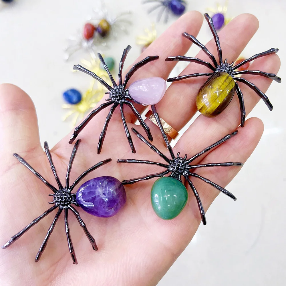 

Random Natural Tumbled Stone Spider Mini Ornament Crystal Quartz Crafts Bar Party Desktop Home Decoration Halloween Gift