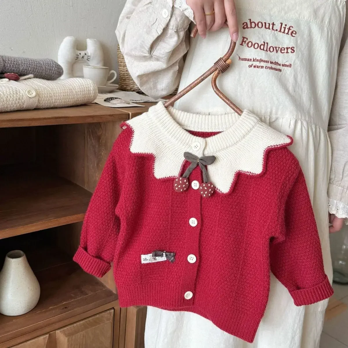 

Girls' Sweater Cardigan Spring and Autumn New Collection Children's Knitted Sweater Outerwear Round Neck Coat