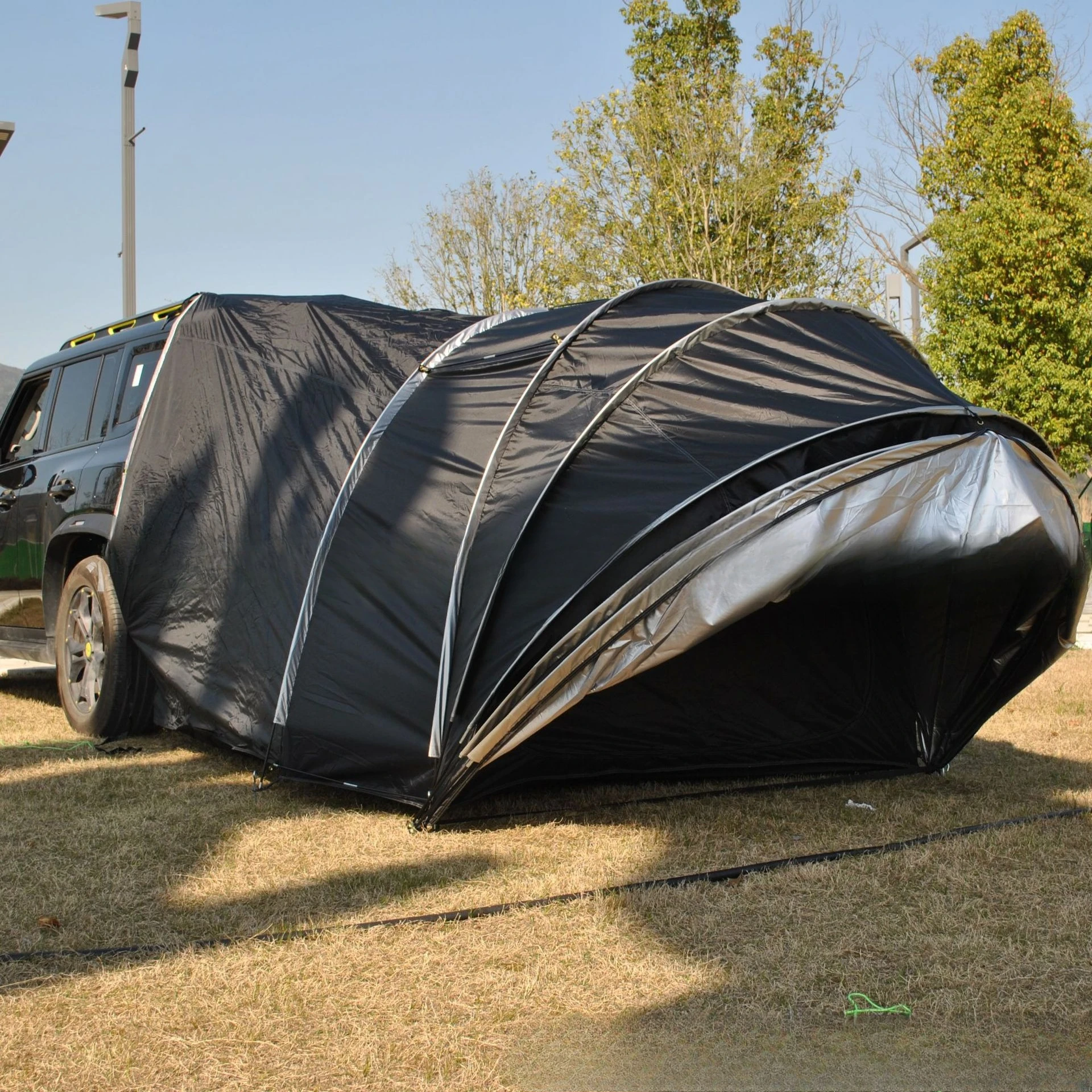 Adjustable block self-supporting double-layer rear tent, integrated tent with foyer, one room, one living room, and rear