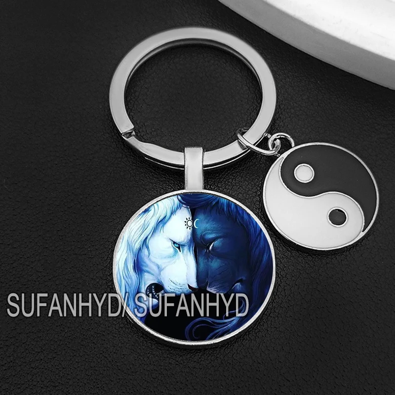 Tiger Keychain for Key Chinese Yin Yang Keyring for Door Tai Chi Keychains for House Gift for Man