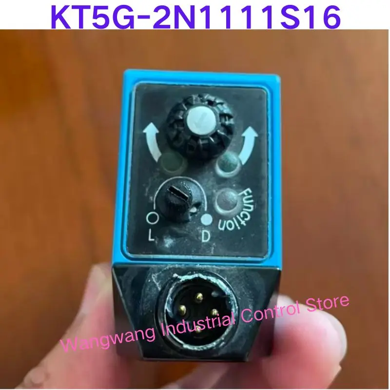 Second-hand test OK , Color coded  electric eye sensor KT5G-2N1111S16