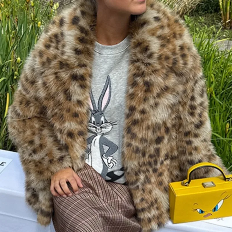 Herbst-Winter, verdicktes warmes Fell, flauschig, schick, Leoparden-Jacken, Oberbekleidung, 2025, neue mittlere Kunstpelz-Umlegekragen-Jacken, Mäntel