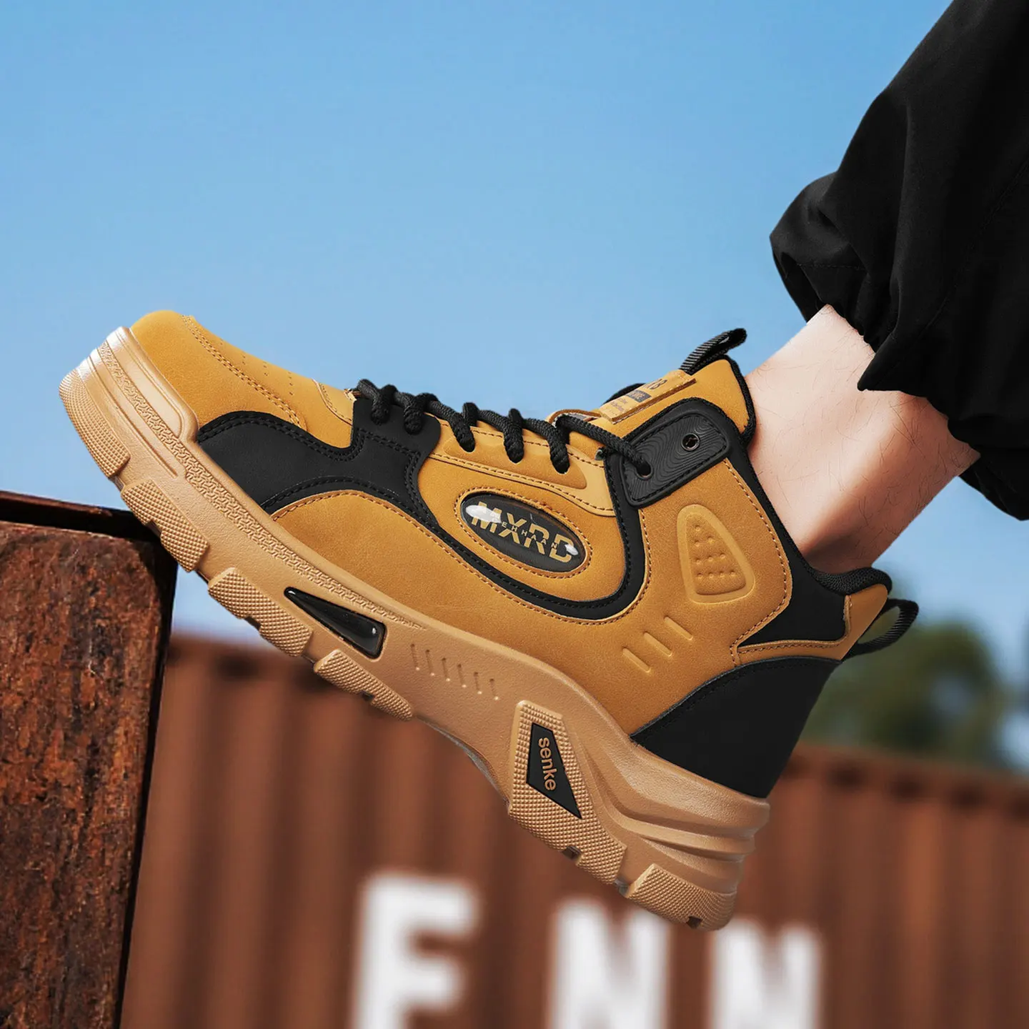 

Autumn & Winter New Men's Chelsea-Style Work Boots - Outdoor Non-Slip Wear-Resistant High-Top Boots