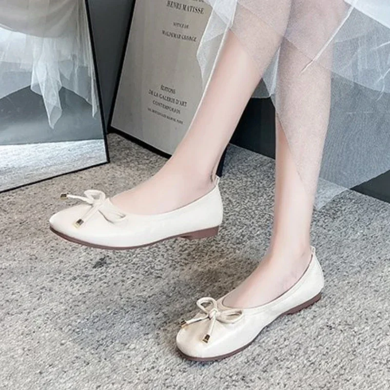 Plus Size Woman Elegant Apricot Luxury Brand Designer Flats Female Patchwork Bowknot White Mocasines Cute Shoes