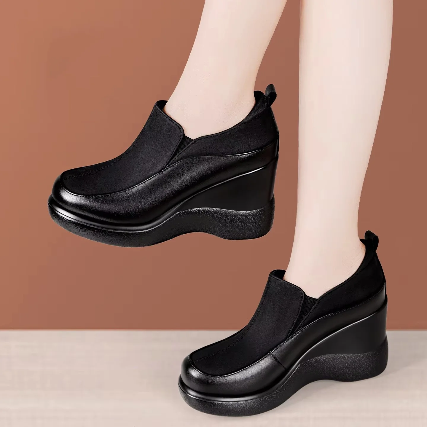 8cm Comfortable Deep Mouth Soft Leather Shoes with Fur Woman High Heels Fall Winter 2026 Platform Wedges Shoes for Office Mother