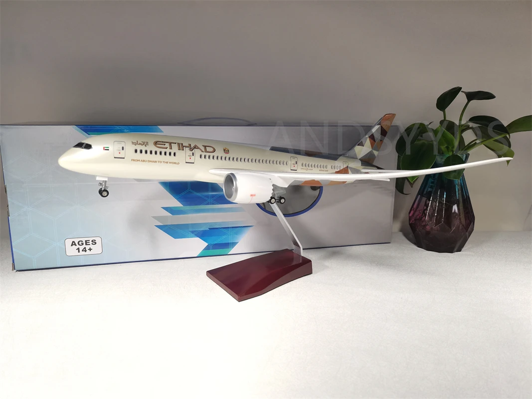

Литой литой полимерный самолет, масштаб 1:130, 47 см, 787, самолет Etihad Air B787, коллекция моделей самолета со светодиодной подсветкой, модель дисплея