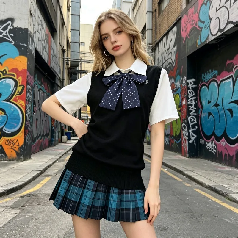 

Japanese College Style Suit, Thin Sleeveless V-neck Knitted Vest, Versatile Student Campus Commuting Basic Uniform for Girls