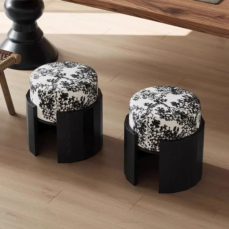 Simple Chinese log fabric dressing stool
