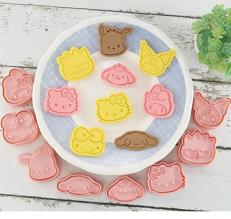 8pcs/set Sanrio Kuromi Cartoon Cookie Cutters 3D Plastic Biscuit Mould Pressable Cookie Stamp Kitchen Accessories Baking Tools